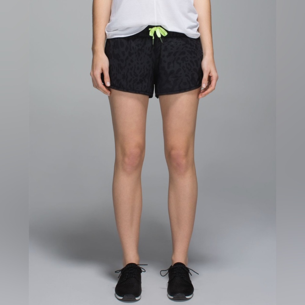 Lululemon Seek The Heat Short - Picture 6 of 15